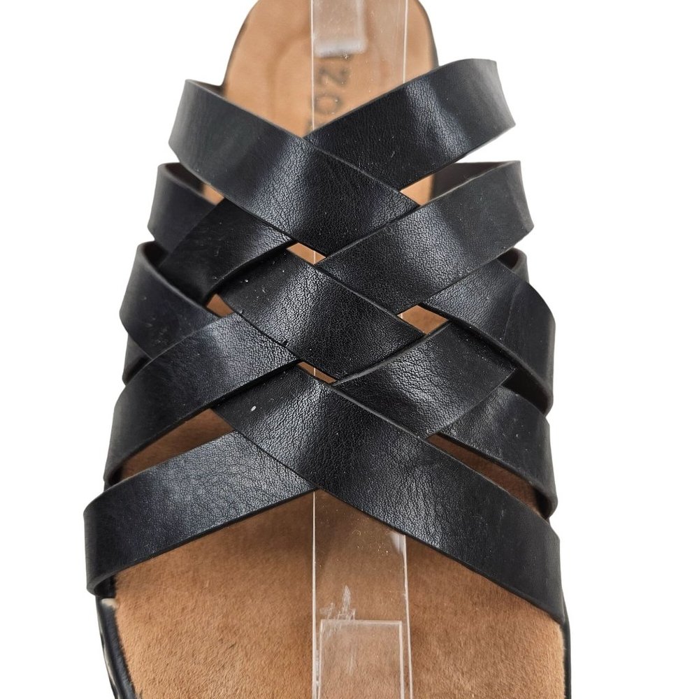 Izod Shoes Womens 6M Black Strappy Slip On Sandals Slaight Casual Comfort - Picture 3 of 10